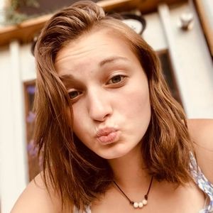 Meet your Posher, Melanie